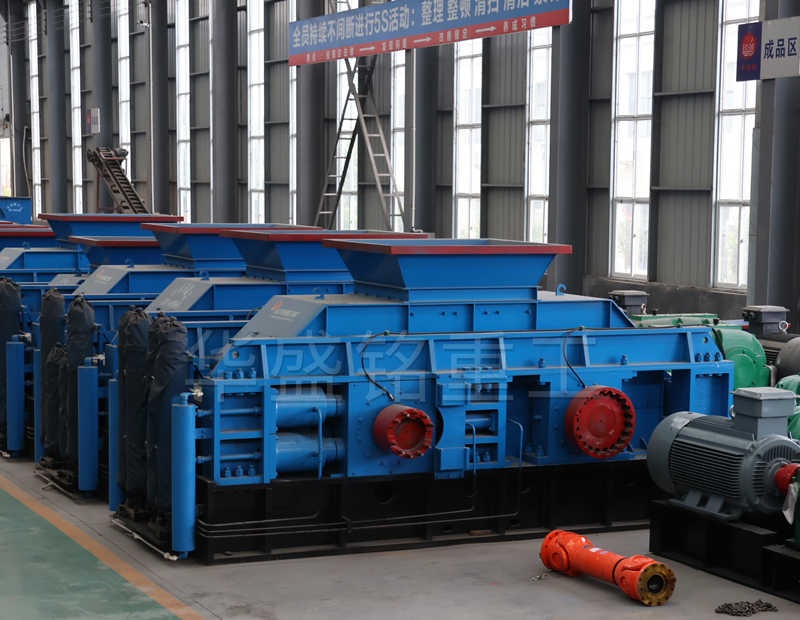 全自动液压对辊制砂机 全自动液压对辊制砂机